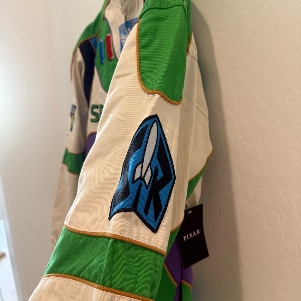 Disney Pixar Boxlunch Space Ranger Buzz Lightyear Toy Story Racing Jacket NWT - Picture 3 of 5